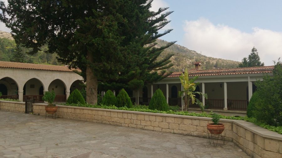 Внутренний дворик монастыря