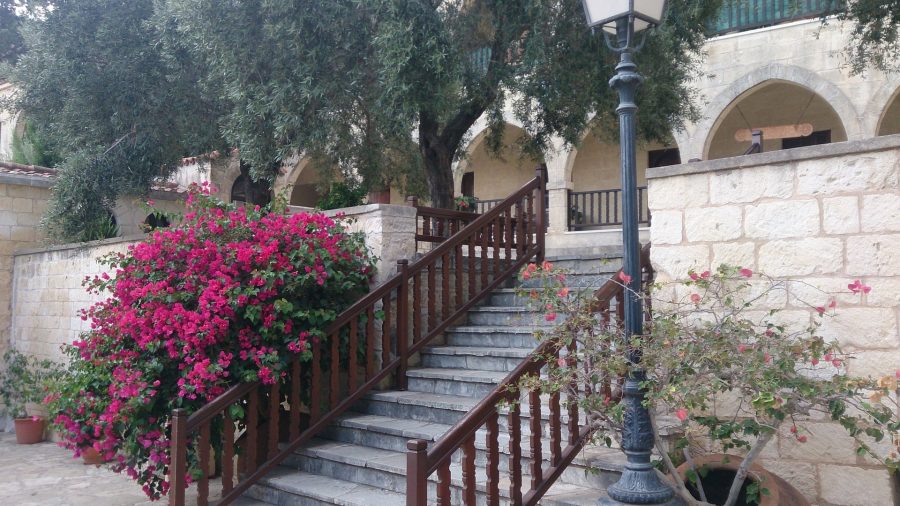 Внутренний дворик монастыря