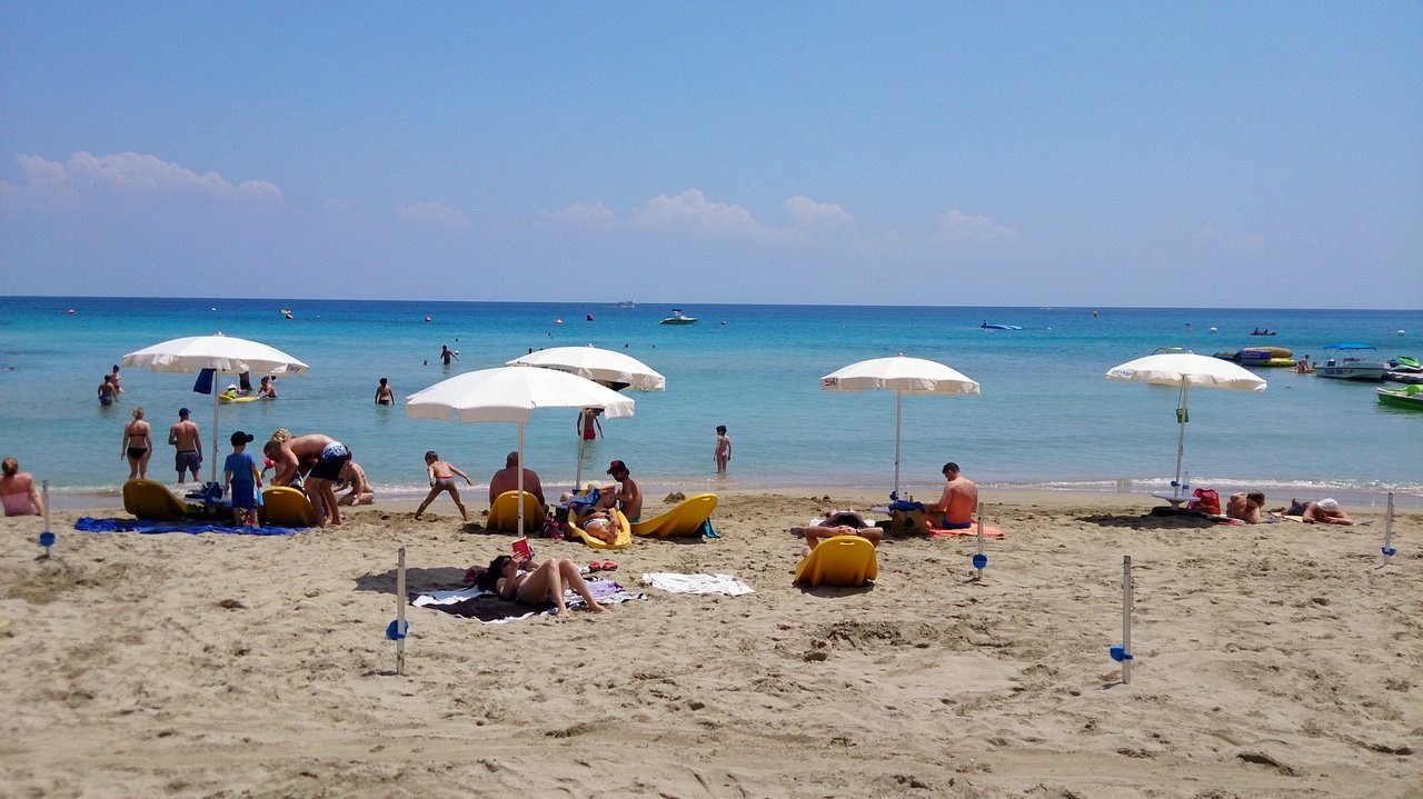 Пляж Коннос