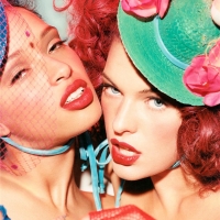 опять игрушки играются?