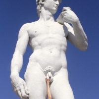 Подпрыгни, милая - точно достанешь! Подпрыгни, милая - точно достанешь!