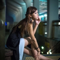 Скучающий узкоглазик