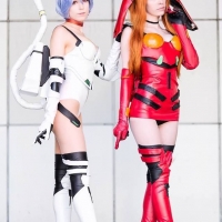 Косплеерши такие косплеерши...