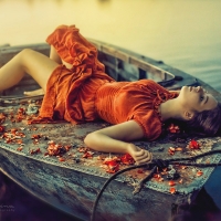 Романтика на ржавой лодке