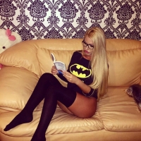 Бэтмэн занимается самообразованием :)