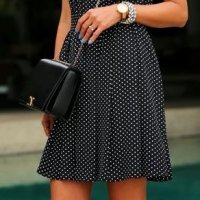 Девушка в горошек