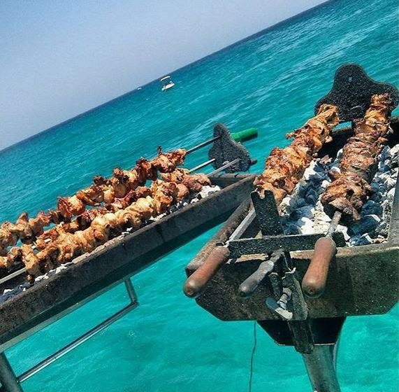 Сувла на пляже