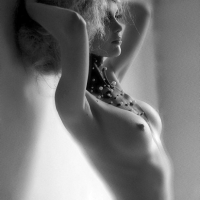 Чёрно-белая