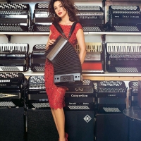 Баянистка Моника