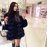 Сэлфи в торговом центре Сэлфи в торговом центре