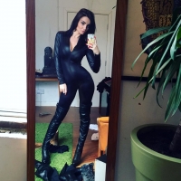 Подбираем костюм на вечер?