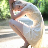 Что ты, милая, смотришь искоса, низко голову наклоня? Что ты, милая, смотришь искоса, низко голову наклоня?