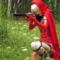 Красная Шапочка переквалифицировалась...