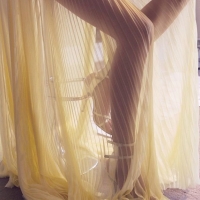 Плотная непрозрачная юбка!