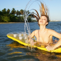 Хорошо на речке летом!